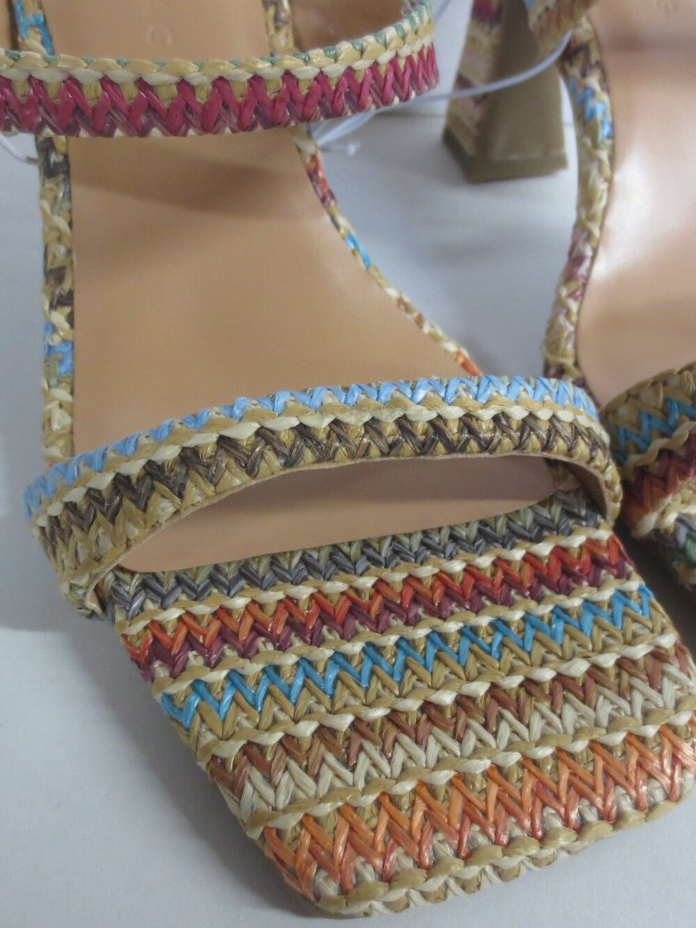 LONDON RAG WOMEN'S MULITCOLOR ZIG ZAG RAFFIA SLIDE SANDALS - 7M